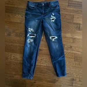 Maurices skinny jeans a size 14. Lined distressing